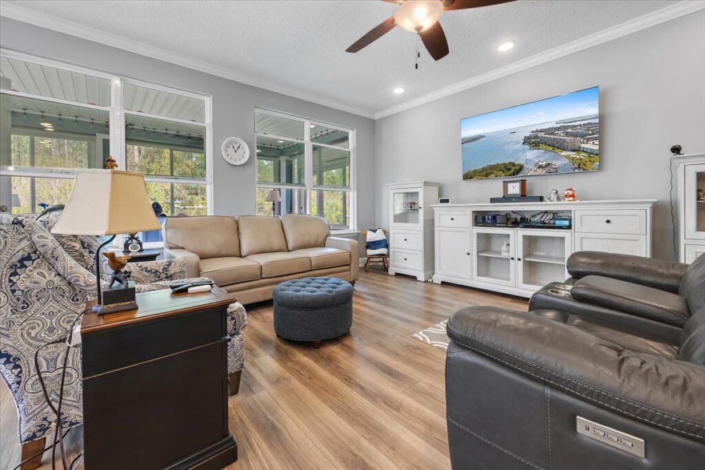 Your Home Sold Guaranteed Realty - Phil Aitken Home Team