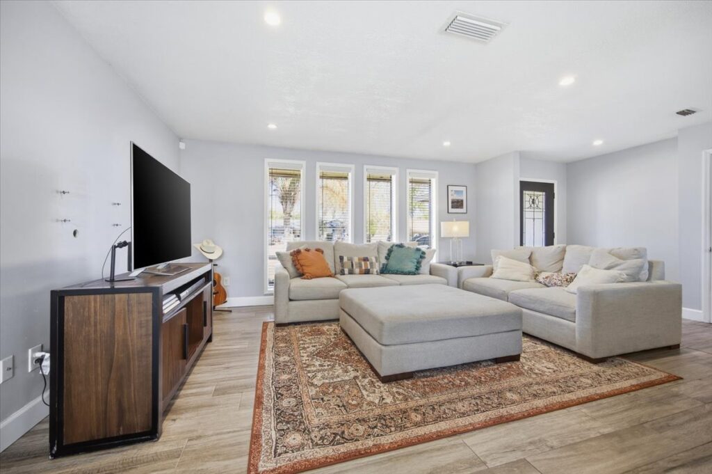 Your Home Sold Guaranteed Realty - Phil Aitken Home Team