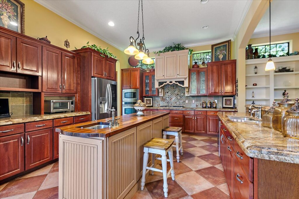 Your Home Sold Guaranteed Realty - Phil Aitken Home Team