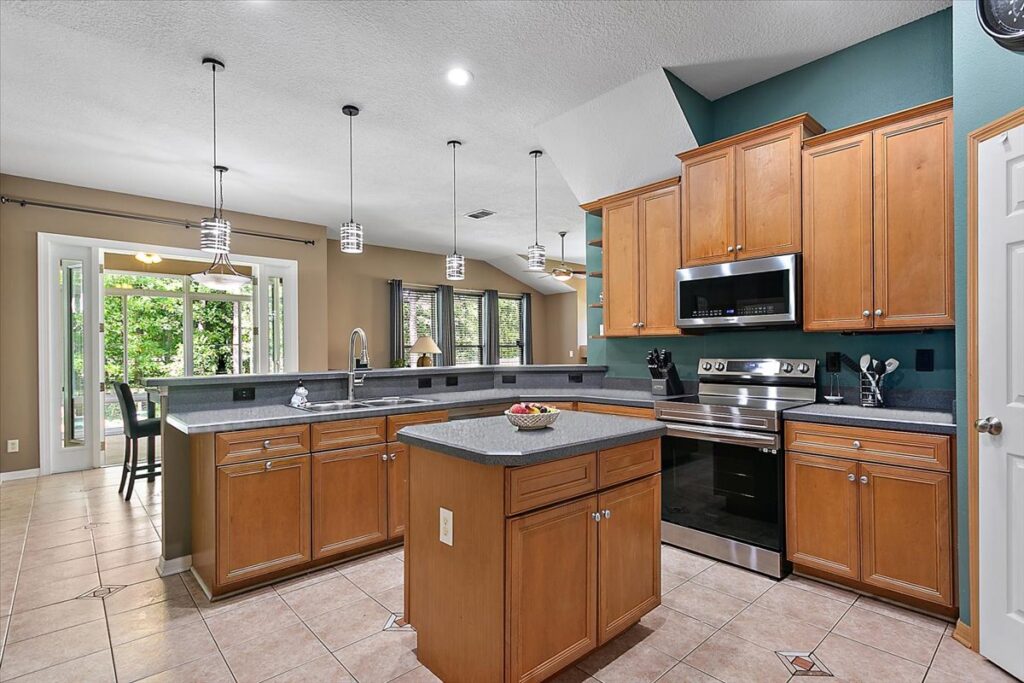 Your Home Sold Guaranteed Realty - Phil Aitken Home Team