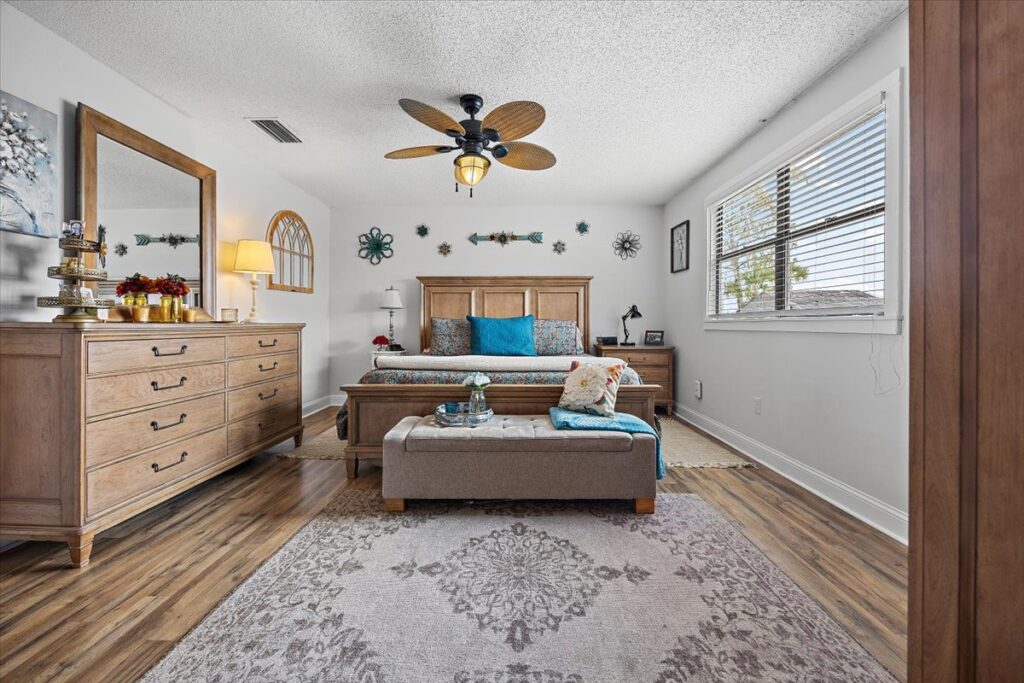 Your Home Sold Guaranteed Realty - Phil Aitken Home Team