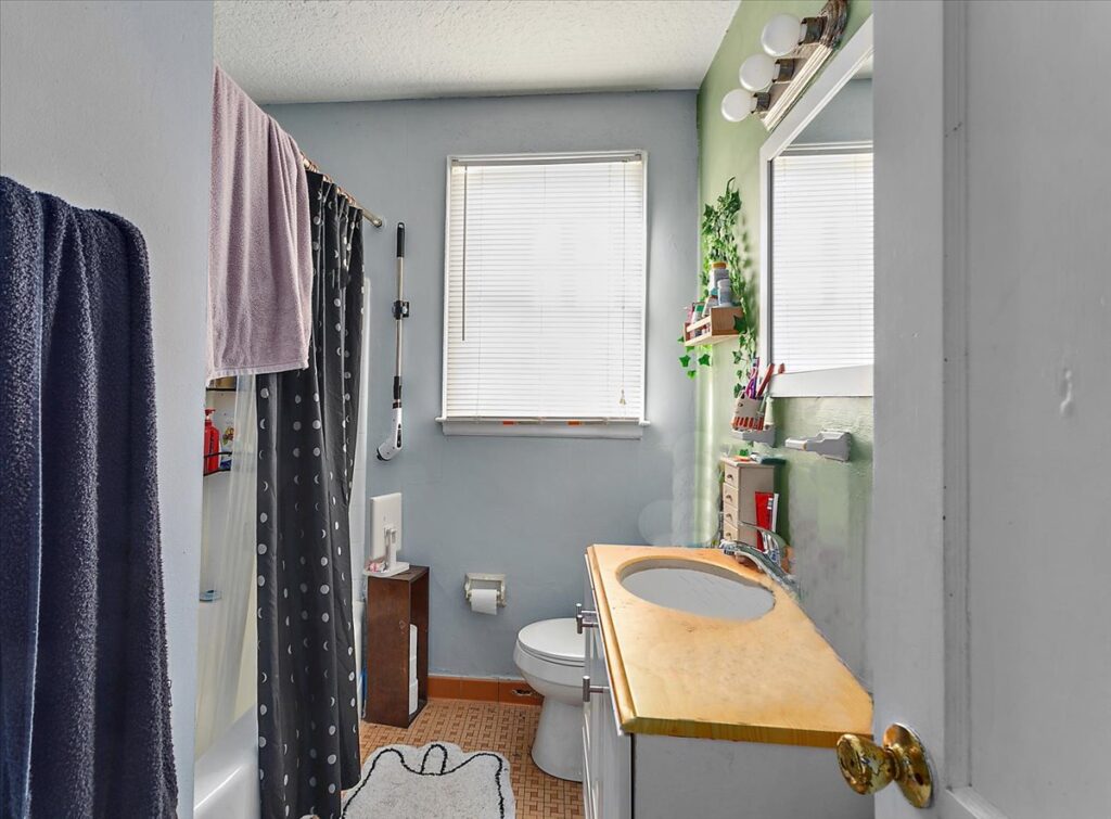 Your Home Sold Guaranteed Realty - Phil Aitken Home Team